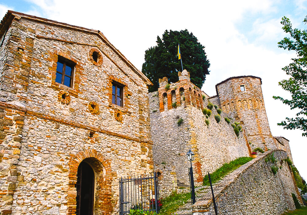 Torriana e Montebello