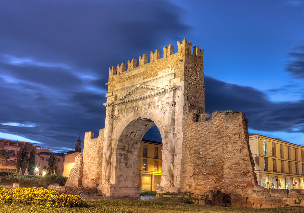 Triumphbogen des Augustus Rimini