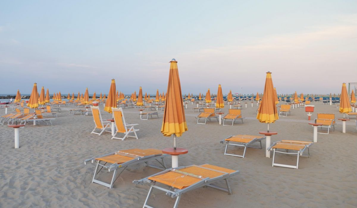 Hotel Holiday Beach