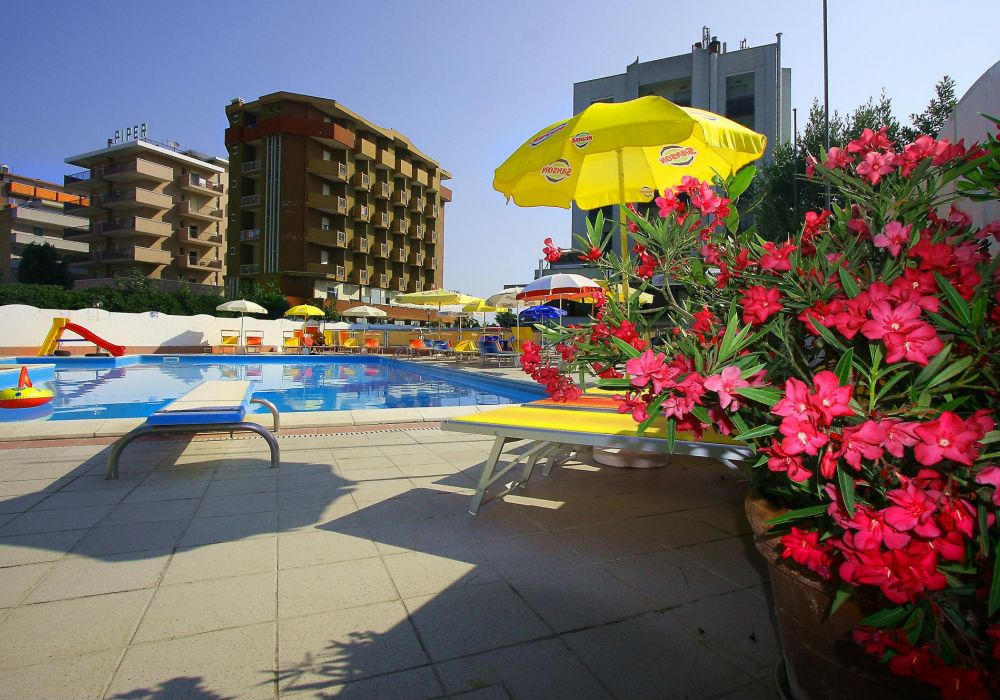 Hotel Avila In Torre Pedrera