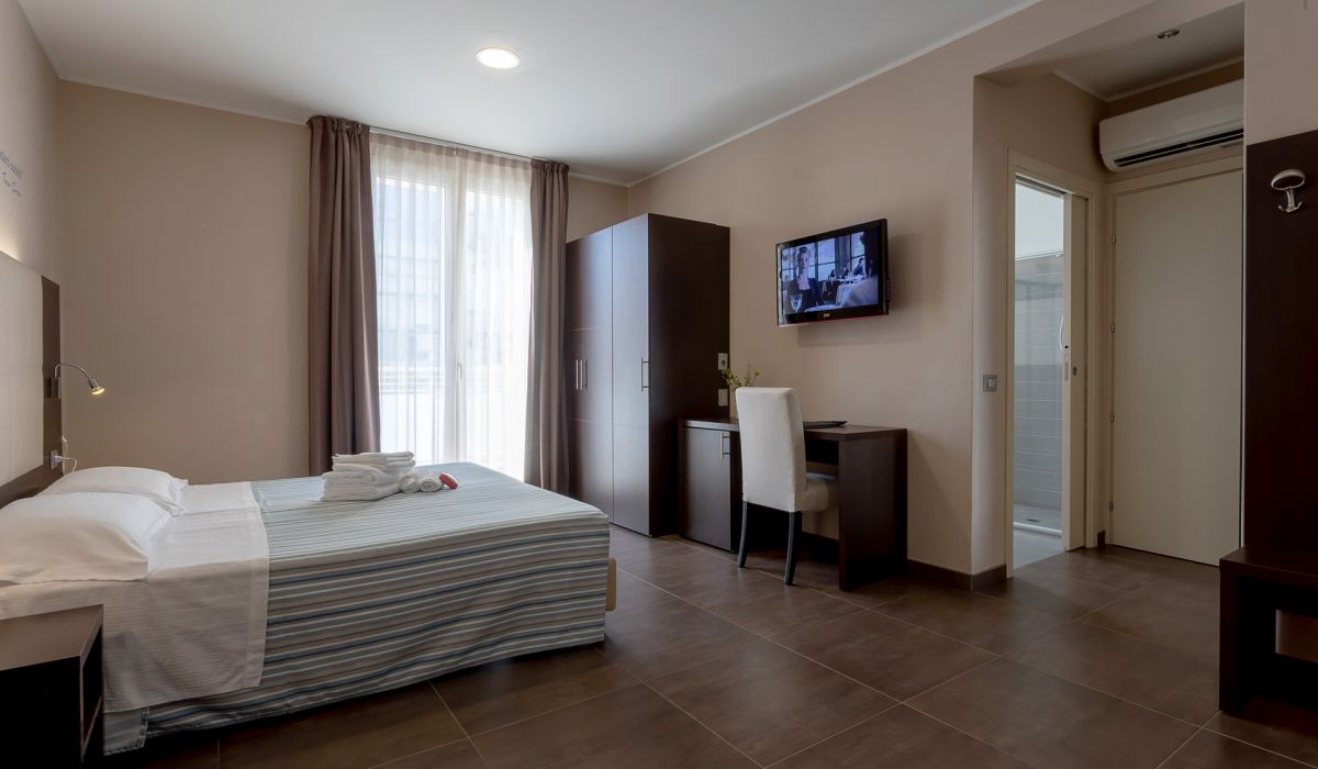 Gimmi Hotel