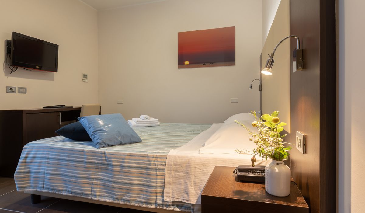 Gimmi Hotel